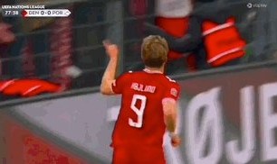 一竞技平台-霍伊伦：Siuu庆祝致敬偶像，我是C罗的忠实粉丝